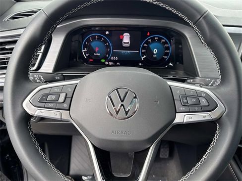 New 2026 Volkswagen Atlas Cross Sport SE image 19