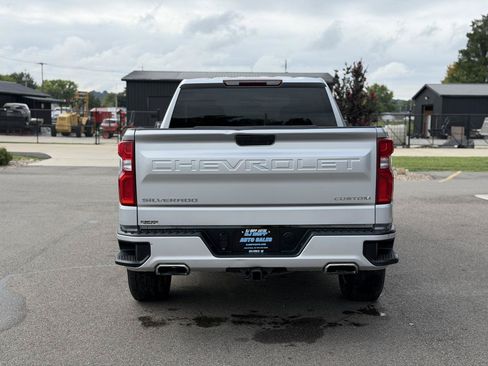 Used 2020 Chevrolet Silverado 1500 Custom w/ Custom Value Package AWD/4WD image 5