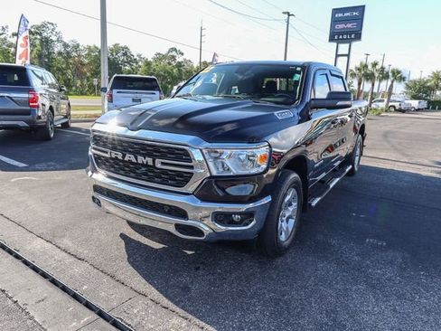 Used 2022 RAM 1500 Big Horn AWD/4WD image 3