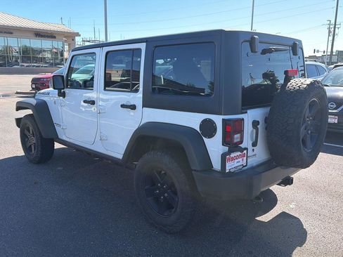 Used 2017 Jeep Wrangler Unlimited Sport AWD/4WD image 5