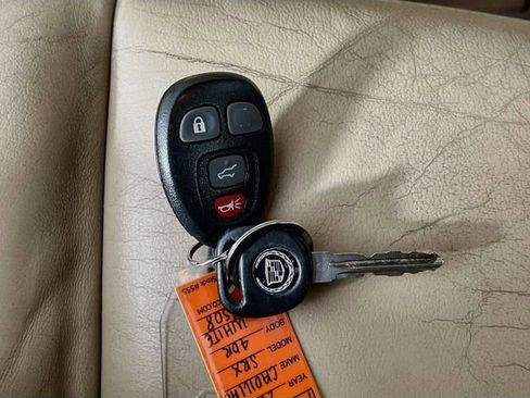 Used 2007 Cadillac SRX AWD/4WD image 13