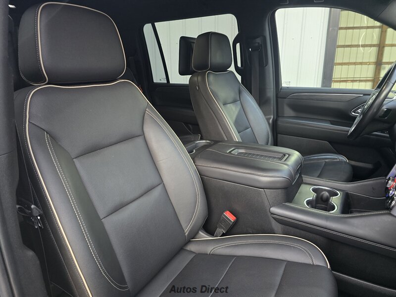 Used 2021 GMC Yukon XL SLT w/ Rear Media and Nav Package AWD/4WD image 23