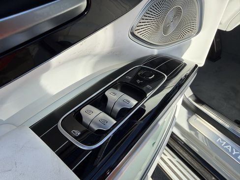 New 2025 Mercedes-Benz Maybach EQS 680 4MATIC image 16