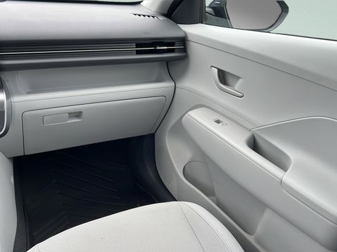 Certified 2024 Hyundai Kona SEL w/ Convenience Package FWD image 13