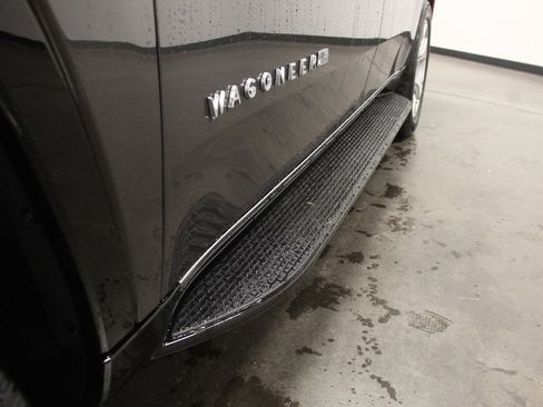 New 2022 Jeep Wagoneer Series II image 30