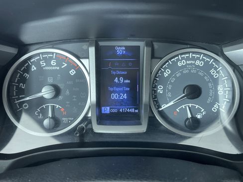 Used 2020 Toyota Tacoma SR5 image 17