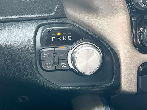 Used 2020 RAM 1500 Laramie image 17