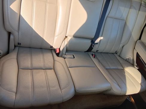 Used 2015 Land Rover Range Rover HSE AWD/4WD image 18
