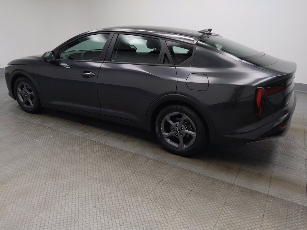 Used 2025 Kia K4 FWD image 3