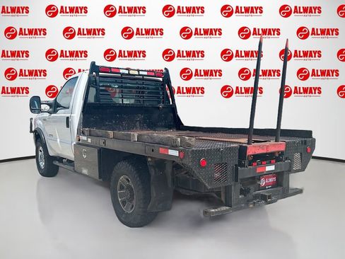 Used 2006 Ford F350 4x4 Regular Cab Super Duty image 8