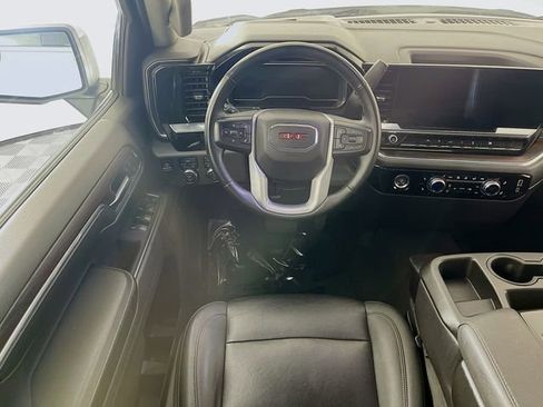 Used 2024 GMC Sierra 1500 SLT image 23