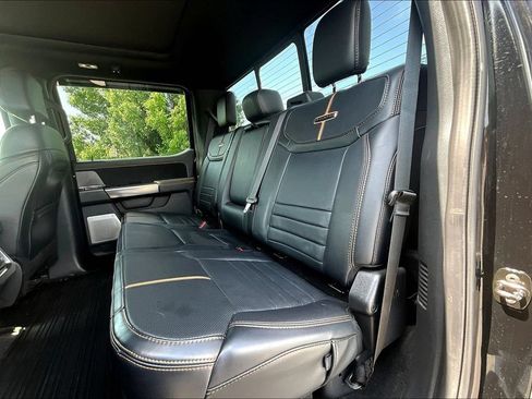 Used 2024 Ford F350 Platinum w/ Tremor Off-Road Package AWD/4WD image 28