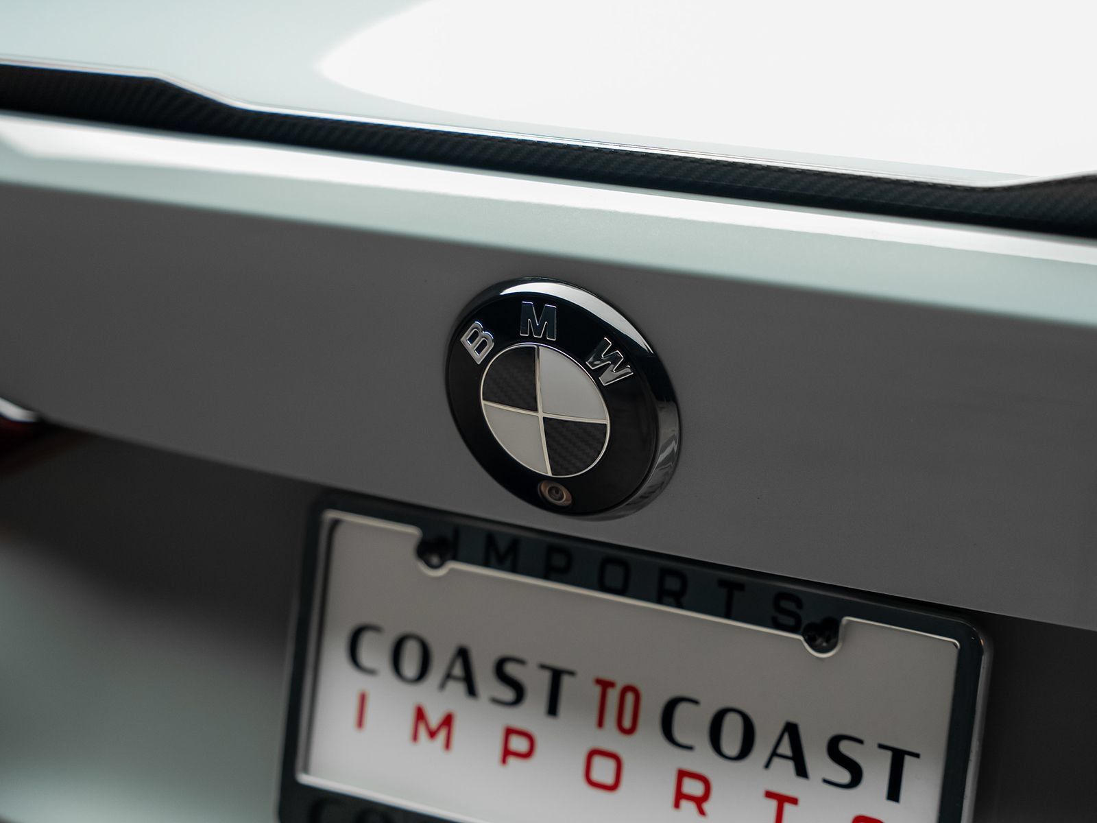 Used 2021 BMW M4 Coupe w/ M Carbon Exterior Package RWD image 16