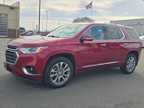 Used 2020 Chevrolet Traverse Premier image 7