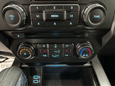 Used 2017 Ford F150 XLT w/ Equipment Group 302A Luxury image 24