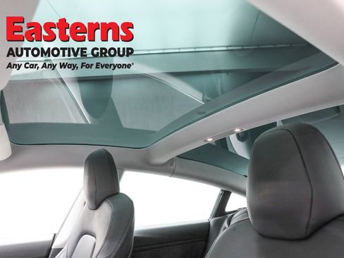 Used 2019 Tesla Model 3 Performance image 31