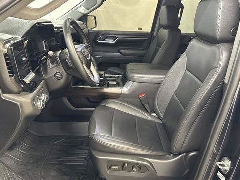Certified 2024 GMC Sierra 1500 SLT image 10