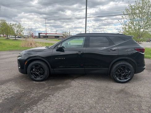 Used 2023 Chevrolet Blazer LT w/ Convenience Package AWD/4WD image 2