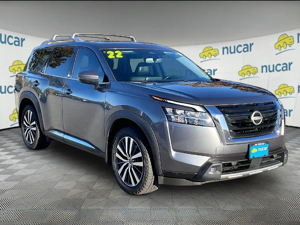 Used 2022 Nissan Pathfinder Platinum w/ Cargo Package AWD/4WD image 1
