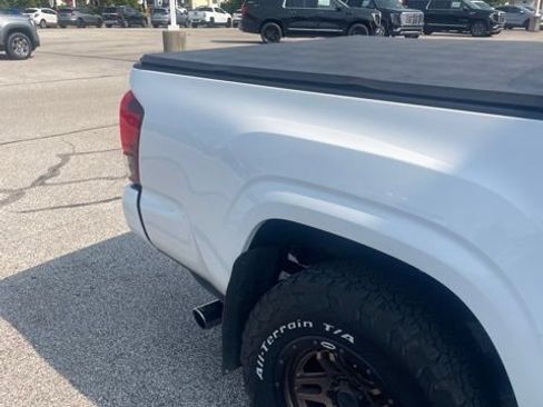 Used 2023 Toyota Tacoma SR AWD/4WD image 11