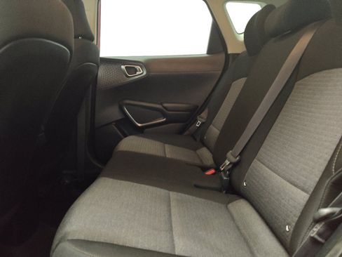 Used 2020 Kia Soul S FWD image 18