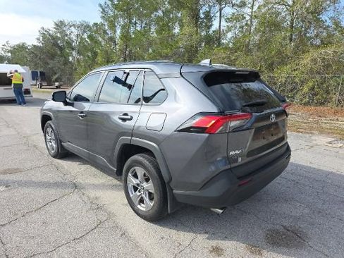 Used 2024 Toyota RAV4 XLE w/ Convenience Package image 2