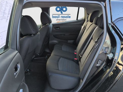 Used 2024 Nissan Leaf S image 16