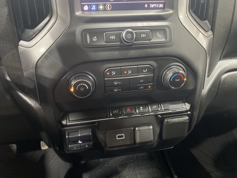 Used 2020 Chevrolet Silverado 2500 Custom w/ Custom Value Package AWD/4WD image 21