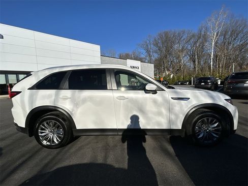 Certified 2025 MAZDA CX-90 3.3 Turbo w/ Select Package image 9