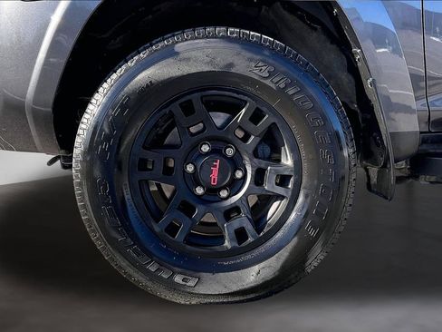 Used 2023 Toyota 4Runner SR5 Premium w/ Moonroof Package AWD/4WD image 34