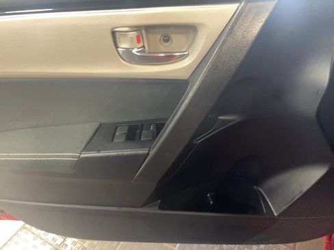 Used 2017 Toyota Corolla LE image 7