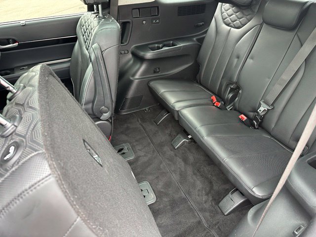 Used 2021 Hyundai Palisade Limited AWD/4WD image 17