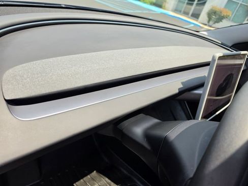Used 2025 Tesla Model 3 Long Range RWD image 22