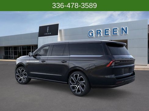 New 2026 Lincoln Navigator L Reserve AWD/4WD image 4