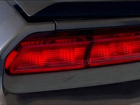 Used 2014 Dodge Challenger R/T image 28