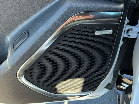 New 2026 Chevrolet Traverse RS w/ LPO, Floor Liner Package image 19