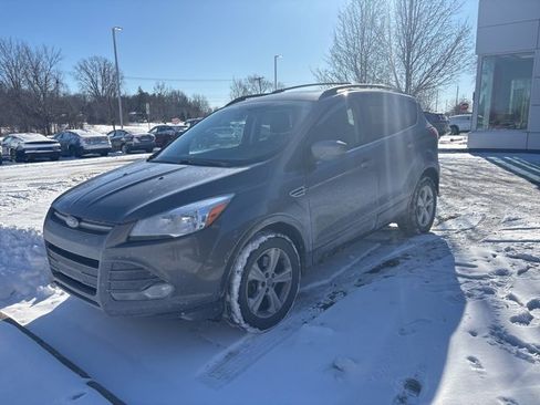 Used 2013 Ford Escape SE image 1