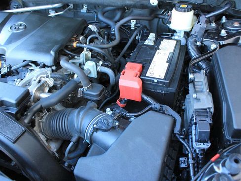 Used 2021 Toyota RAV4 Adventure image 25