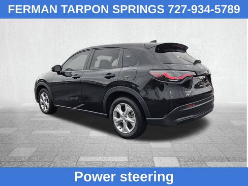 Used 2023 Honda HR-V LX image 8