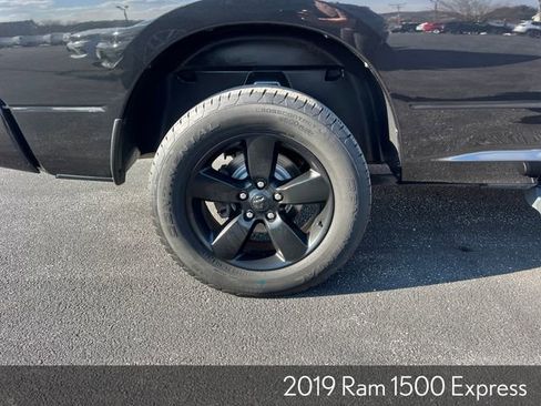 Used 2019 RAM 1500 Express w/ Express Value Package image 15