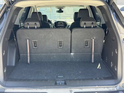 Used 2019 Chevrolet Traverse LT w/ LT Premium Package FWD image 25
