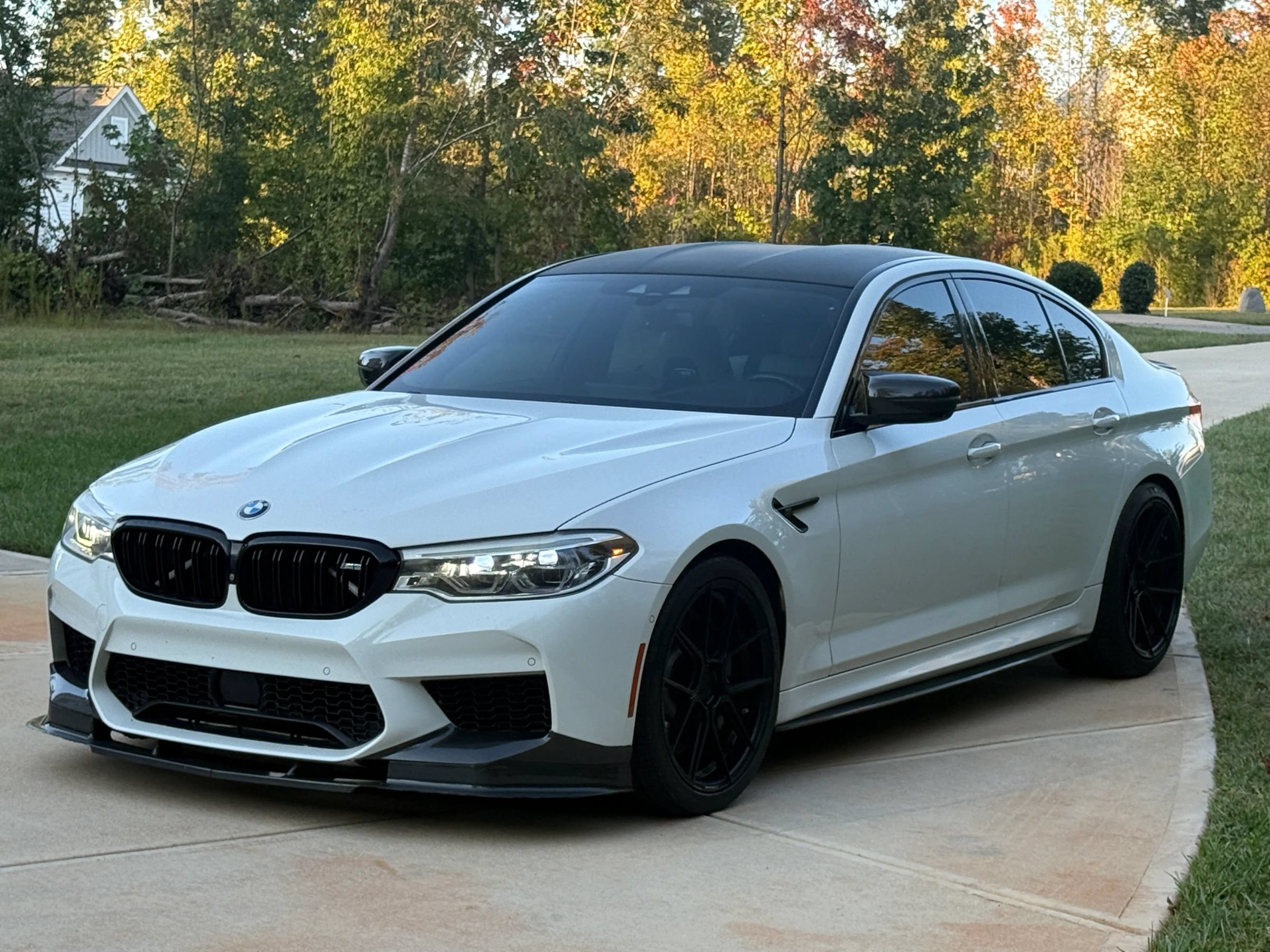 Used 2019 BMW M5 w/ Executive Package AWD/4WD image 1