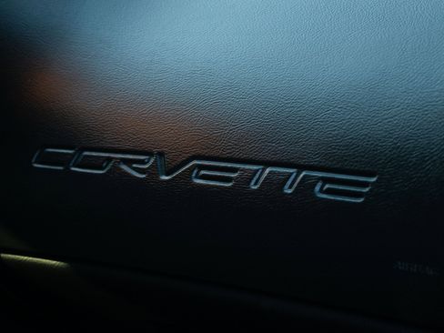 Used 2007 Chevrolet Corvette Z06 w/ Preferred Equipment Group image 39