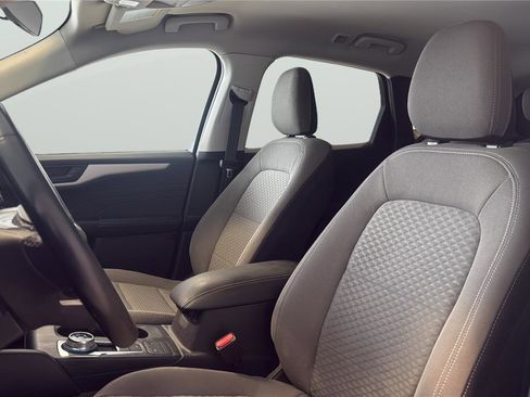 Used 2022 Ford Escape SE w/ Cold Weather Package image 11