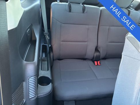 Used 2025 Ford Explorer Active AWD/4WD image 47