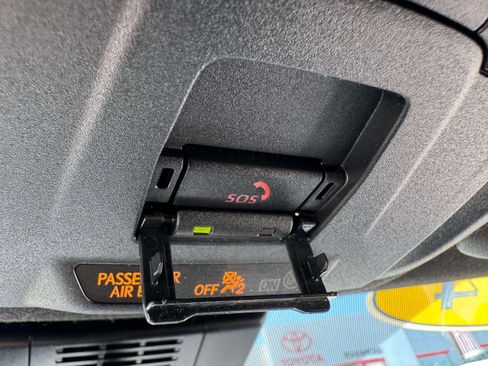 Certified 2024 Toyota Corolla SE FWD image 35