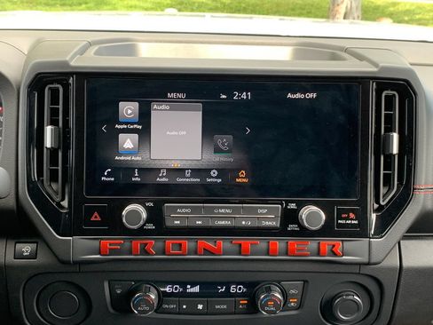 Used 2025 Nissan Frontier Pro-X RWD image 15