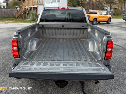 Used 2017 Chevrolet Silverado 2500 W/T w/ WT Convenience Package image 8