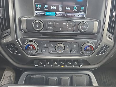 Used 2018 Chevrolet Silverado 1500 LTZ Z71 w/ Centennial Edition AWD/4WD image 18