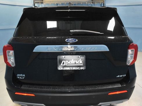Used 2022 Ford Explorer XLT w/ Equipment Group 202A image 33